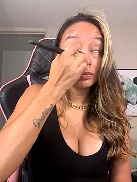 DianaHopson online show from 10.02.25