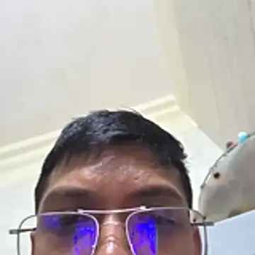 Snapshot of surfer_fun29 chatting on 11.15.25 surfer fun29 online show from 11.15.25