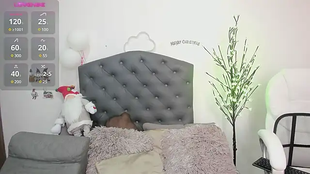 cutewhitneyr online show from 12.10.24