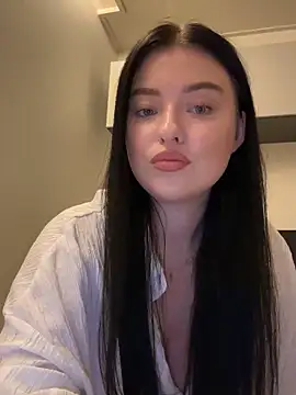 Angela Fosterr online show from 09.28.25