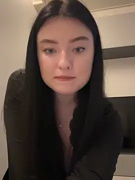 Angela Fosterr online show from 10.17.25