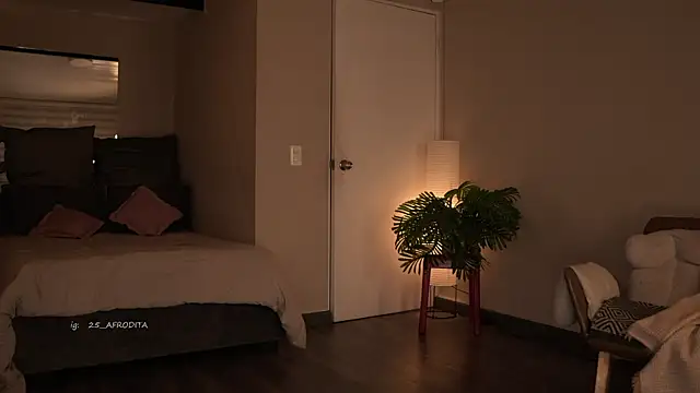 Snapshot of afrodita__25 chatting on 10.01.25 afrodita 25 online show from 10.01.25