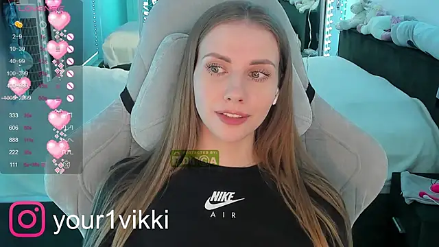 Vikki Cheese online show from 12.04.24