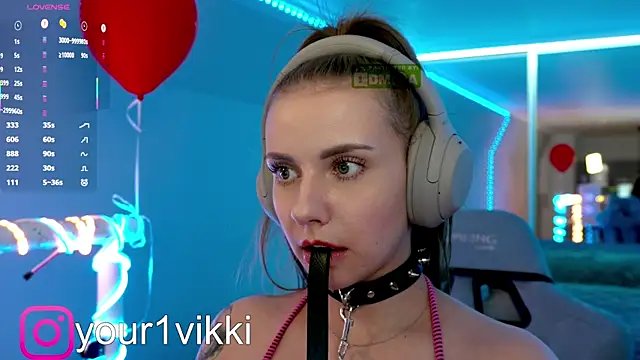 Vikki Cheese online show from 03.04.25