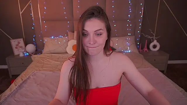 EmmyCharmm online show from 03.05.26