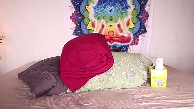 Snapshot of xxpixeyxx chatting on 03.06.25 xxpixeyxx online show from 03.06.25