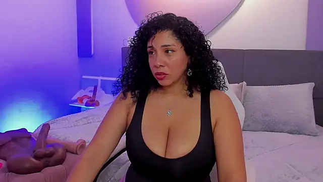 Snapshot of ana_sweet2 chatting on 02.26.25 ana sweet2 online show from 02.26.25