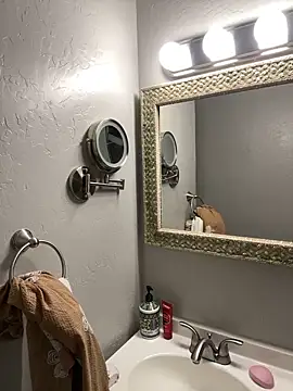 Snapshot of demonslayerr999 chatting on 12.02.24 demonslayerr999 online show from 12.02.24