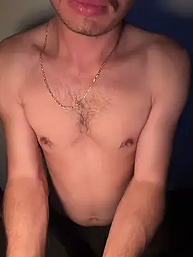 Snapshot of demonslayerr999 chatting on 12.20.24 demonslayerr999 online show from 12.20.24