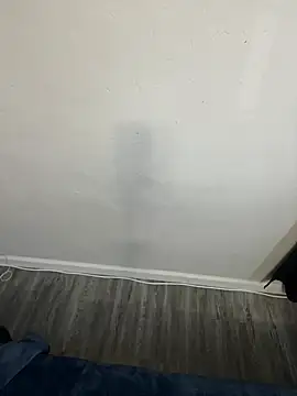 Snapshot of demonslayerr999 chatting on 12.21.24 demonslayerr999 online show from 12.21.24