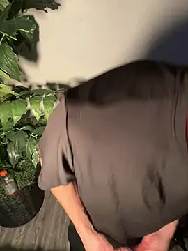 Snapshot of demonslayerr999 chatting on 02.26.25 demonslayerr999 online show from 02.26.25