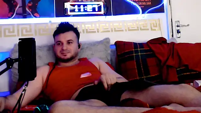 Snapshot of erotico69xxx chatting on 02.18.26 erotico69xxx online show from 02.18.26