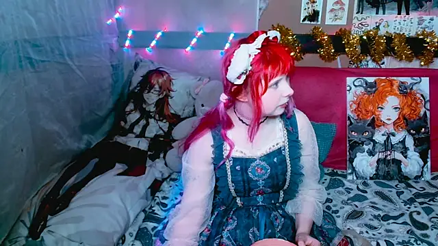 Usagi Blush  online show from 12.21.24