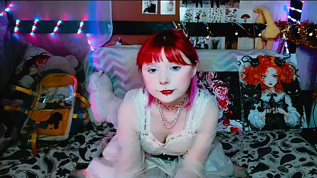Usagi Blush  online show from 01.24.25