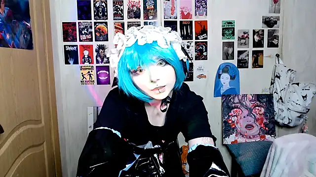 Usagi Blush  online show from 09.27.25