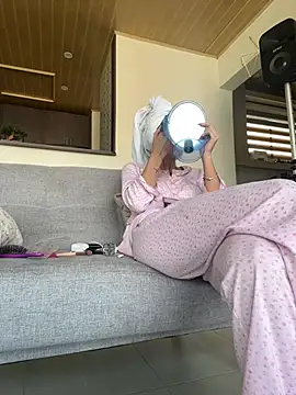 Ameellie online show from 01.03.25