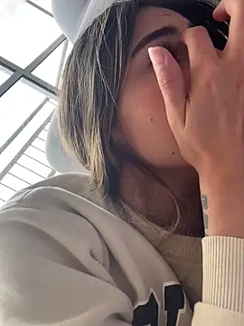 Ameellie online show from 02.27.25