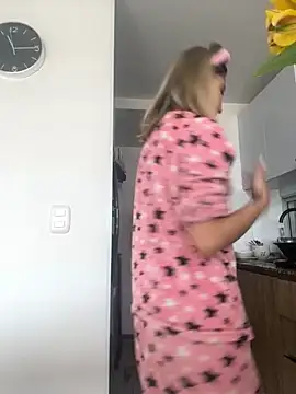 Ameellie online show from 09.23.25