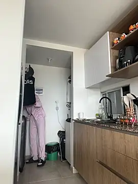 Ameellie online show from 12.19.25