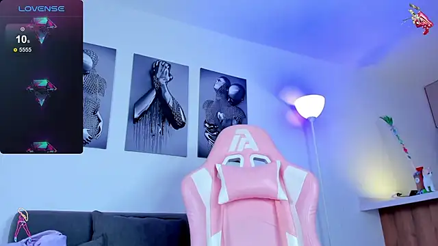sophia willians online show from 01.02.25