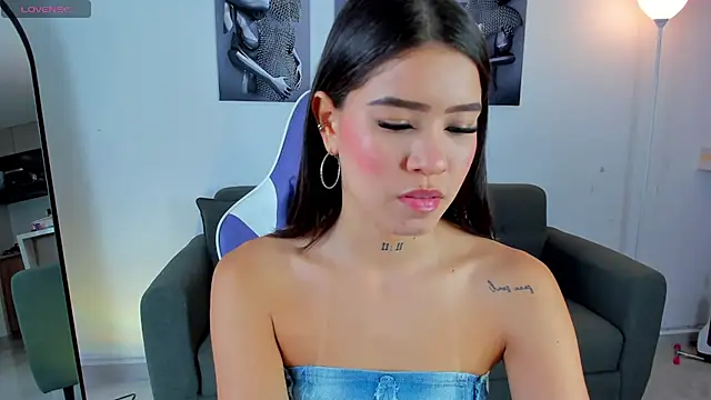 sophia willians online show from 03.08.25