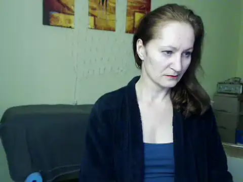 Snapshot of AmellyGrand chatting on 12.16.24 AmellyGrand online show from 12.16.24