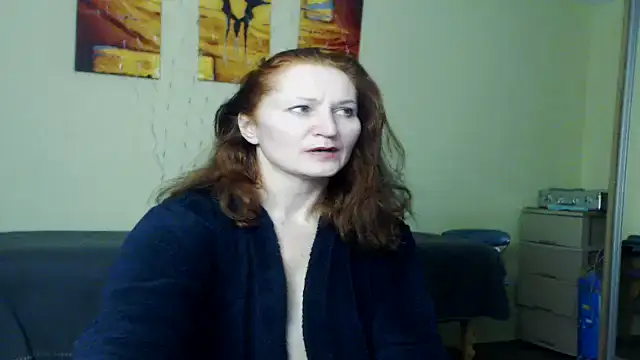 Snapshot of AmellyGrand chatting on 12.30.24 AmellyGrand online show from 12.30.24