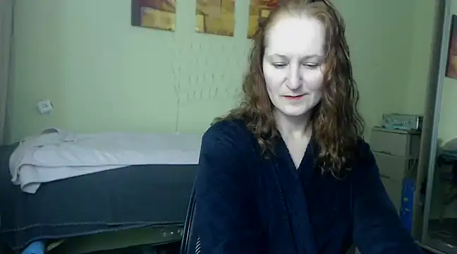 Snapshot of AmellyGrand chatting on 01.17.25 AmellyGrand online show from 01.17.25