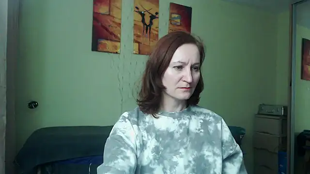 Snapshot of AmellyGrand chatting on 02.13.25 AmellyGrand online show from 02.13.25