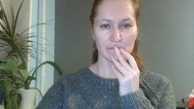 Snapshot of AmellyGrand chatting on 02.27.25 AmellyGrand online show from 02.27.25