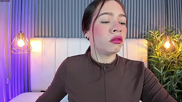 SaraRiley online show from 12.20.25