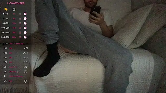 Snapshot of athenphysics chatting on 01.11.25 athenphysics online show from 01.11.25