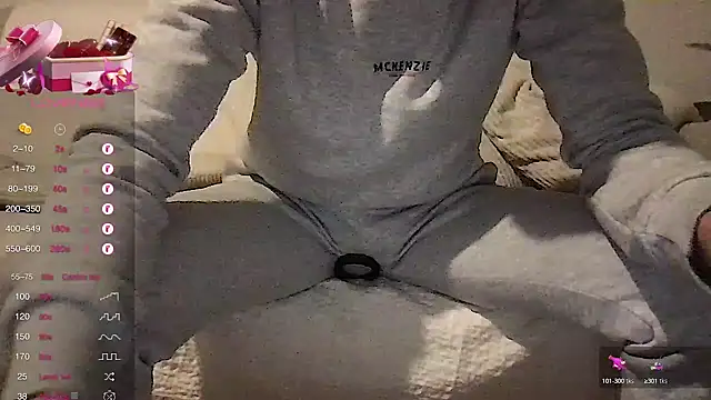 Snapshot of athenphysics chatting on 01.12.25 athenphysics online show from 01.12.25