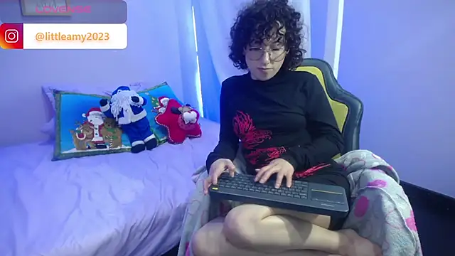 little  amy  online show from 12.26.24