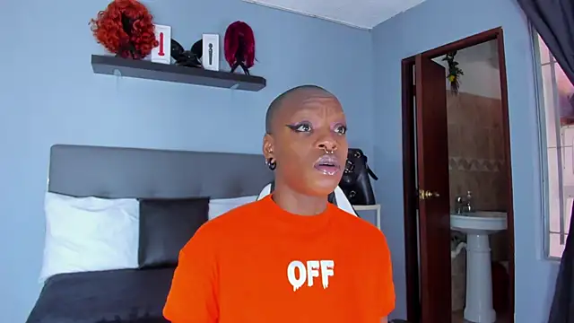 Snapshot of Coco_Kiss chatting on 10.20.25 Coco Kiss online show from 10.20.25