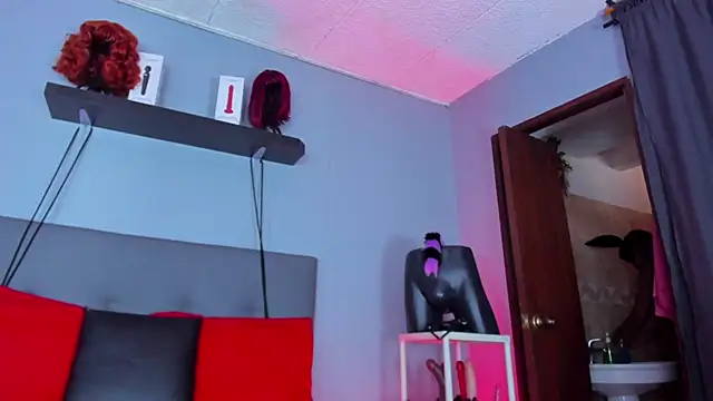 Coco Kiss online show from 11.12.25