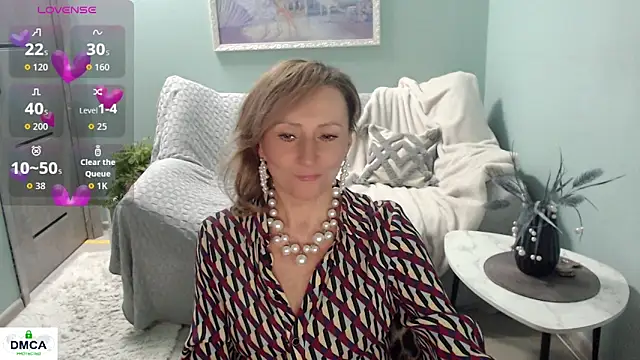HornyMilf 777 online show from 11.17.25