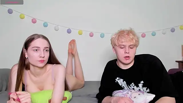 Emily and Ilumi online show from 03.03.25