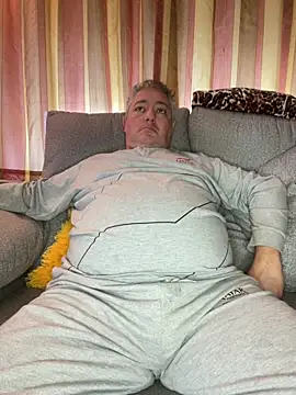 Russirayu online show from 03.17.25