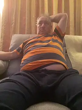 Russirayu online show from 11.15.25