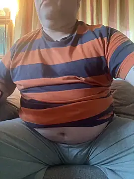 Snapshot of Russirayu chatting on 02.14.26 Russirayu online show from 02.14.26