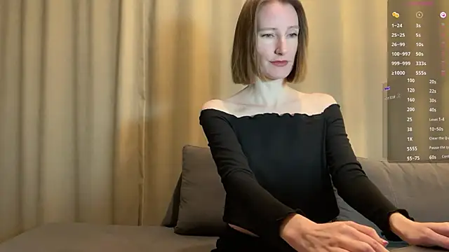 Snapshot of MonikaBos chatting on 02.15.25 MonikaBos online show from 02.15.25