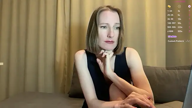 Snapshot of MonikaBos chatting on 02.22.25 MonikaBos online show from 02.22.25