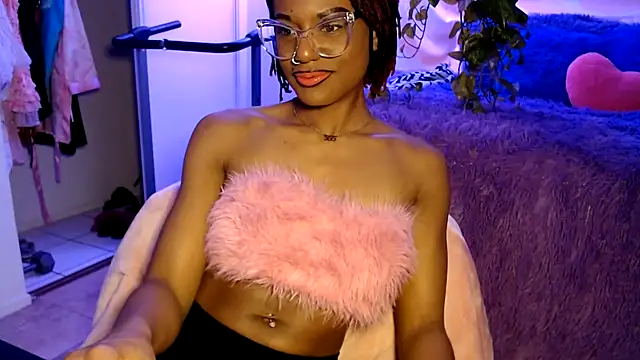 CocoSage online show from 03.10.26