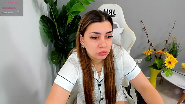 EveEvian online show from 04.22.26