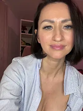 KatyEvanss online show from 03.04.25