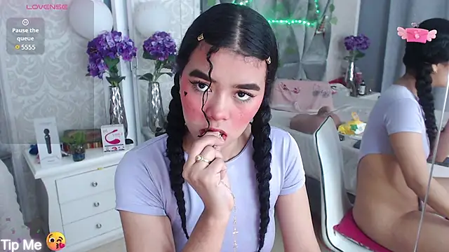 Angela lovee online show from 01.10.25