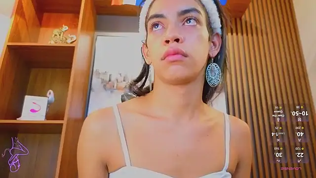 Alahia Rodriguez online show from 07.13.26