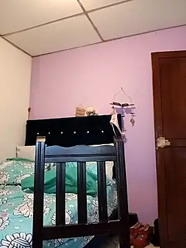 EllisW8 online show from 03.19.26