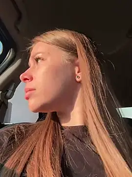 Snapshot of MilissaSee chatting on 02.25.25 MilissaSee online show from 02.25.25